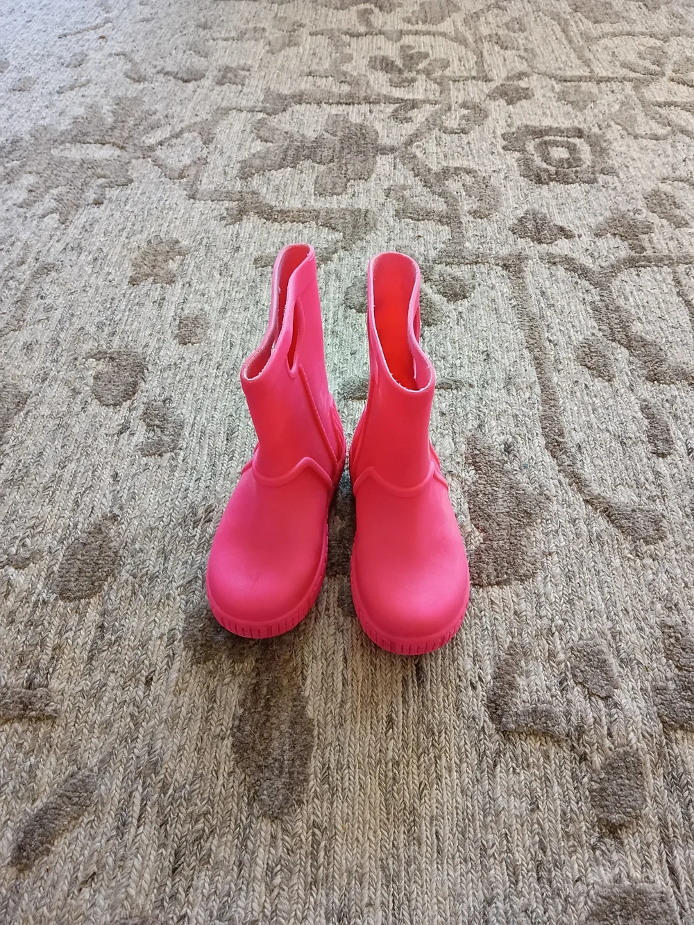 UGG Drizlita Girls Vibrant Hot Pink Waterproof Rain Boots (Neon Pink, Size 11)